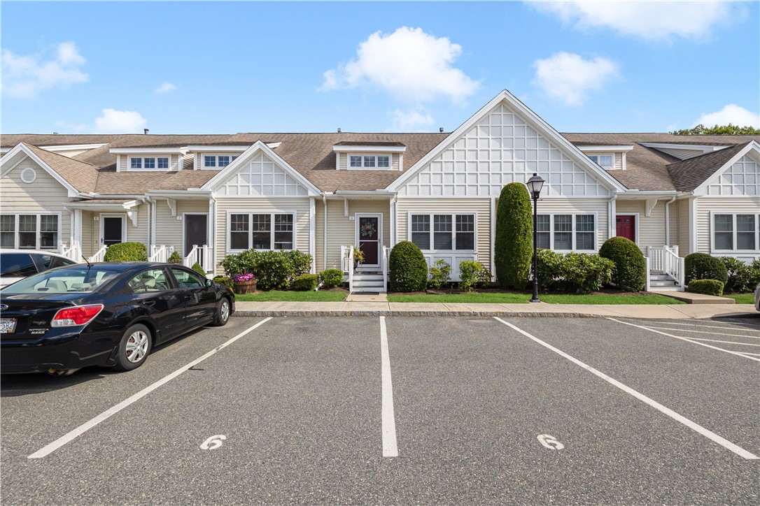 500 Mendon Road, Unit 6 Cumberland, RI 02864 - Photo 2 of 32