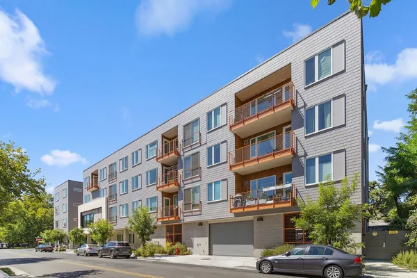 $319,000 | 330 G Street, Unit 309, West Sacramento, CA 95605