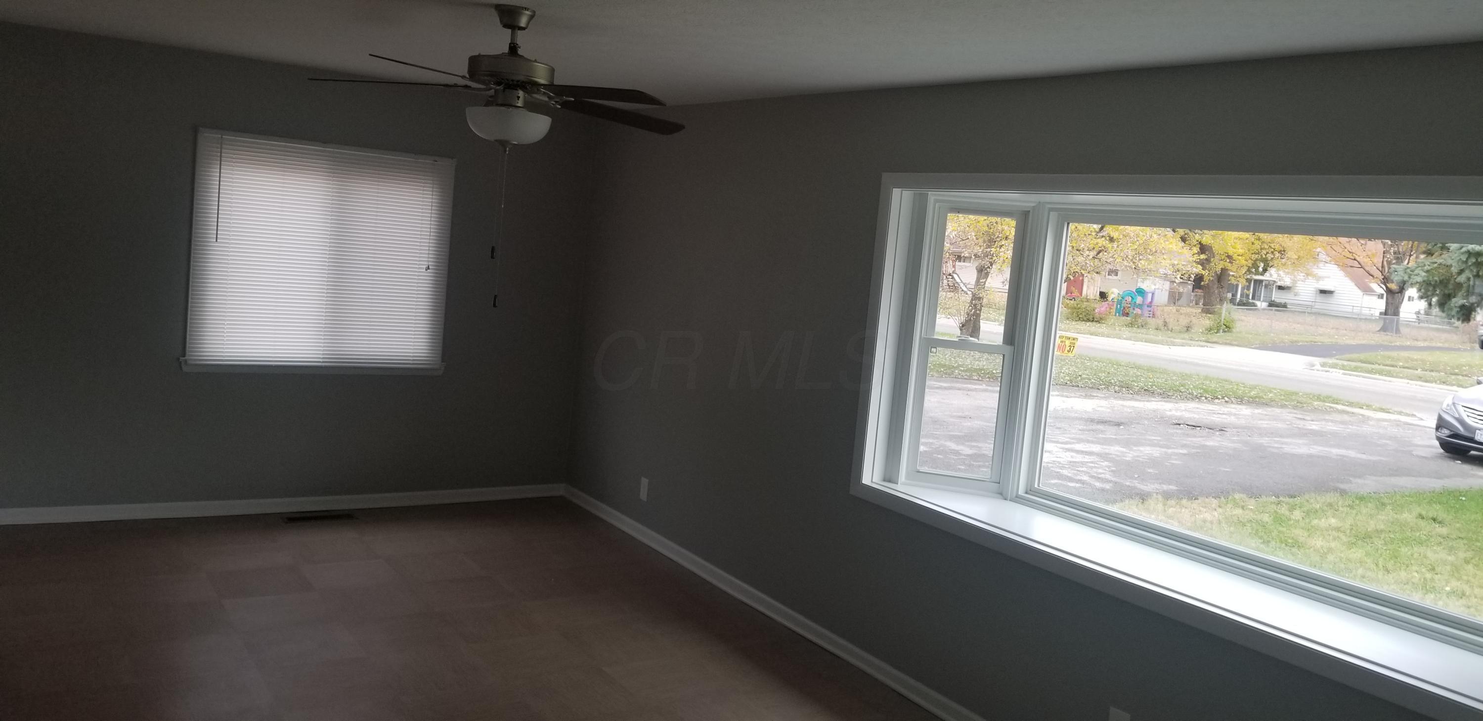 599 Beechwood Road Columbus, OH 43213 - Photo 5 of 16