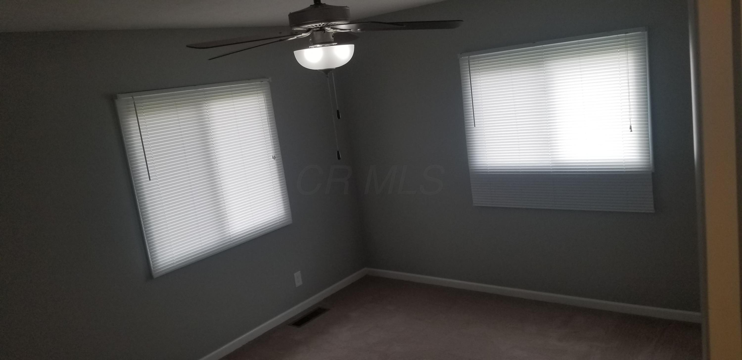 599 Beechwood Road Columbus, OH 43213 - Photo 6 of 16
