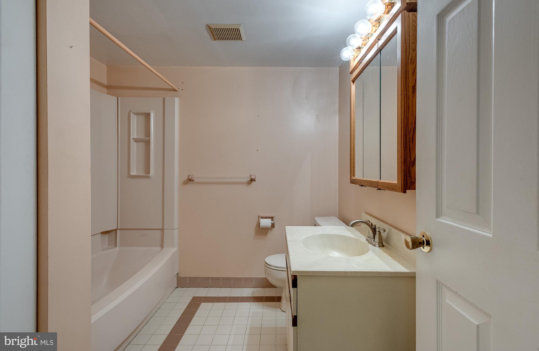 283 Valley Stream Lane Chesterbrook, PA 19087 - Photo 10 of 31
