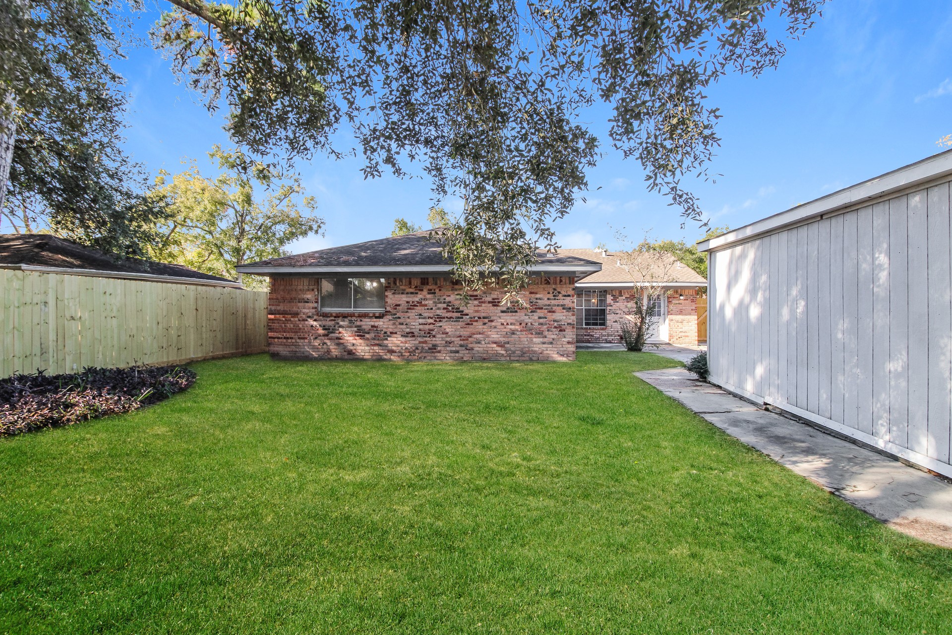 946 Beachcomber Lane Houston, TX 77062 - Photo 15 of 15