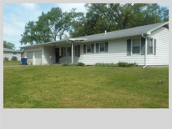 $85,000 | 2502 Midland Avenue, Coffeyville, KS 67337