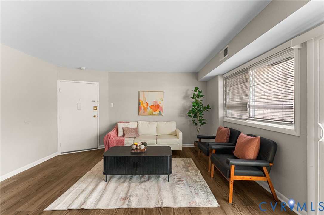 5610 Crenshaw Road, Unit 1213 Richmond, VA 23227 - Photo 4 of 18