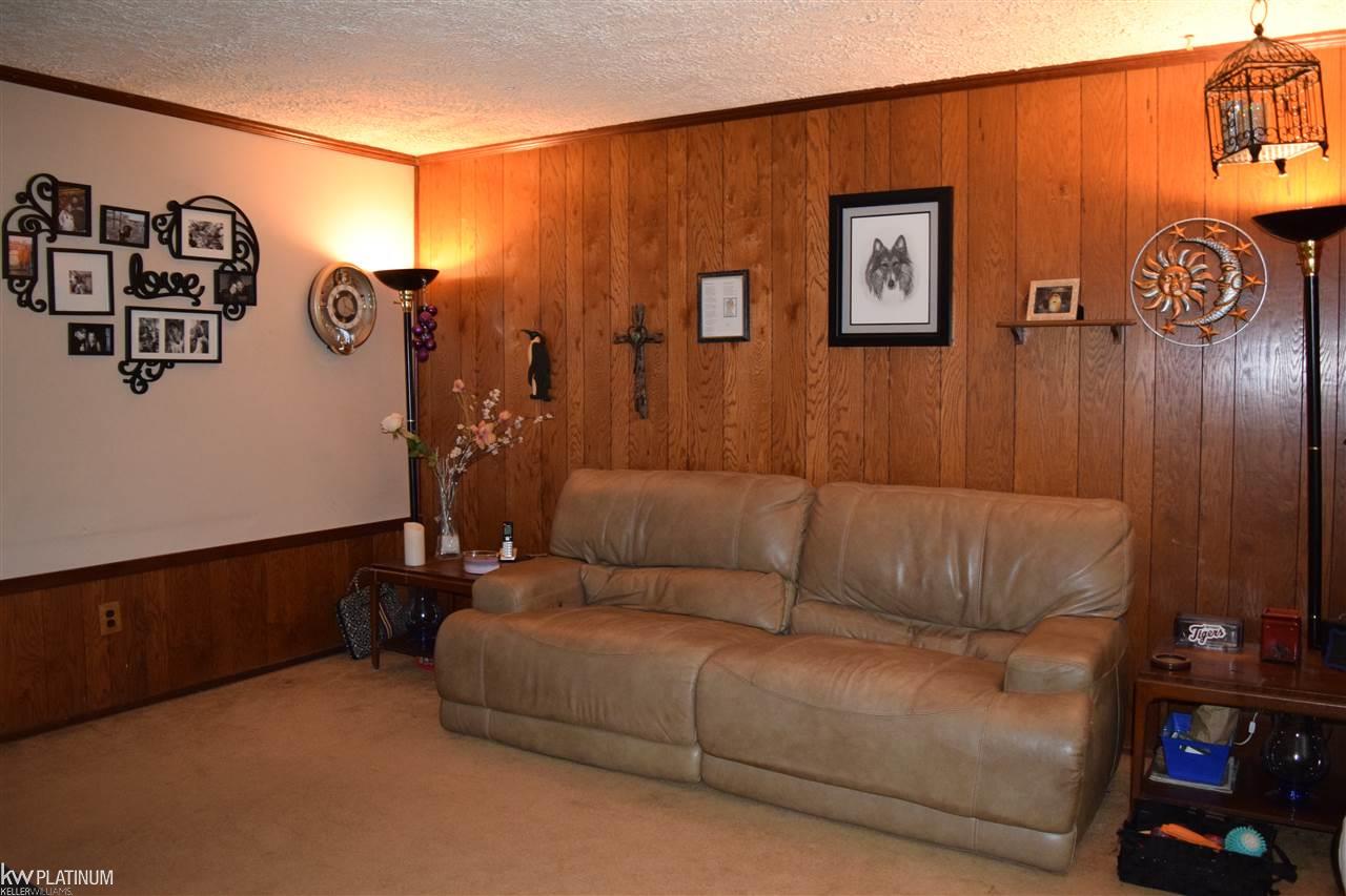 50737 Peggy Lane Chesterfield, MI 48047 - Photo 8 of 23