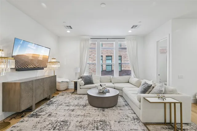 $629,000 | 4511 Arberry Lane, Dallas, TX 75219