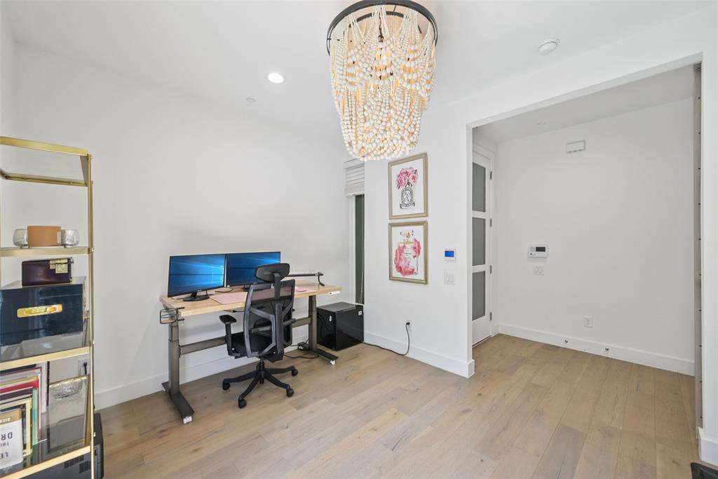 4511 Arberry Lane Dallas, TX 75219 - Photo 25 of 40 Another view of the flexible suite, perfect for a WFH setup.