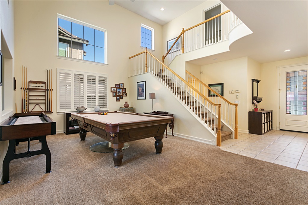 5048 Ashberry Road Carlsbad, CA 92008 - Photo 3 of 25 Gallery Image 3