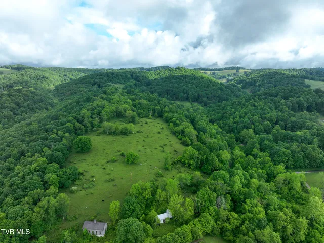 $360,000 | 0 Moccasin Valley Road, Lebanon, VA 24266