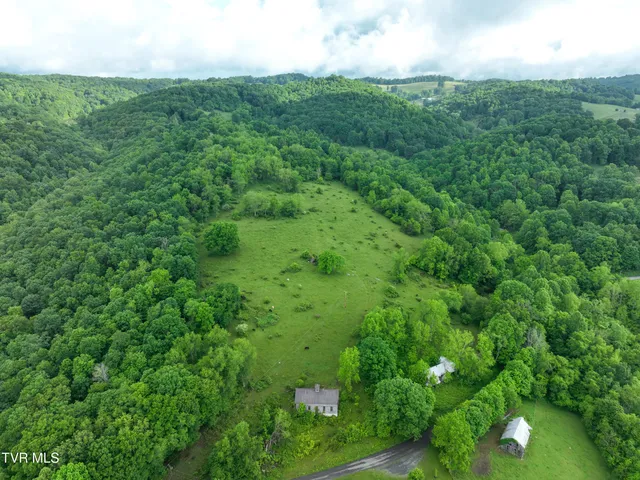 $360,000 | 0 Moccasin Valley Road, Lebanon, VA 24266