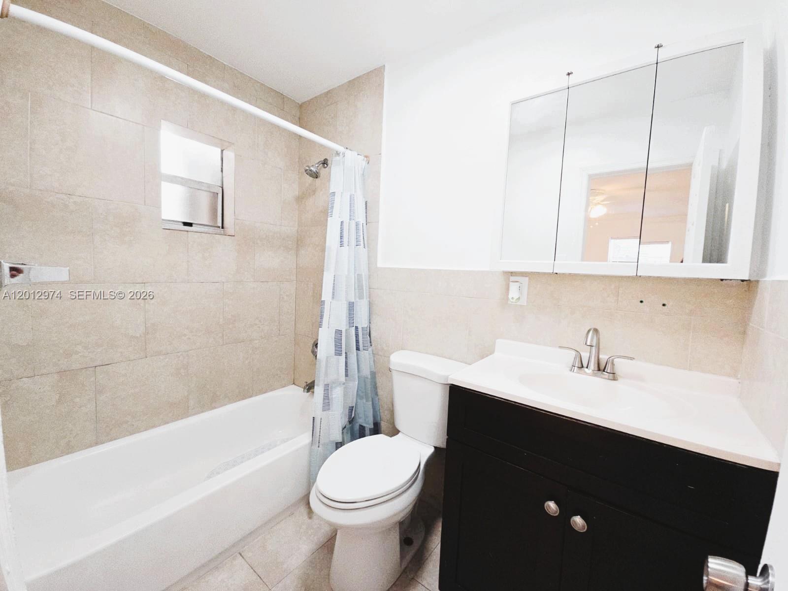1020 Northwest 6 Street, Unit 3 Miami, FL 33136 - Photo 11 of 12