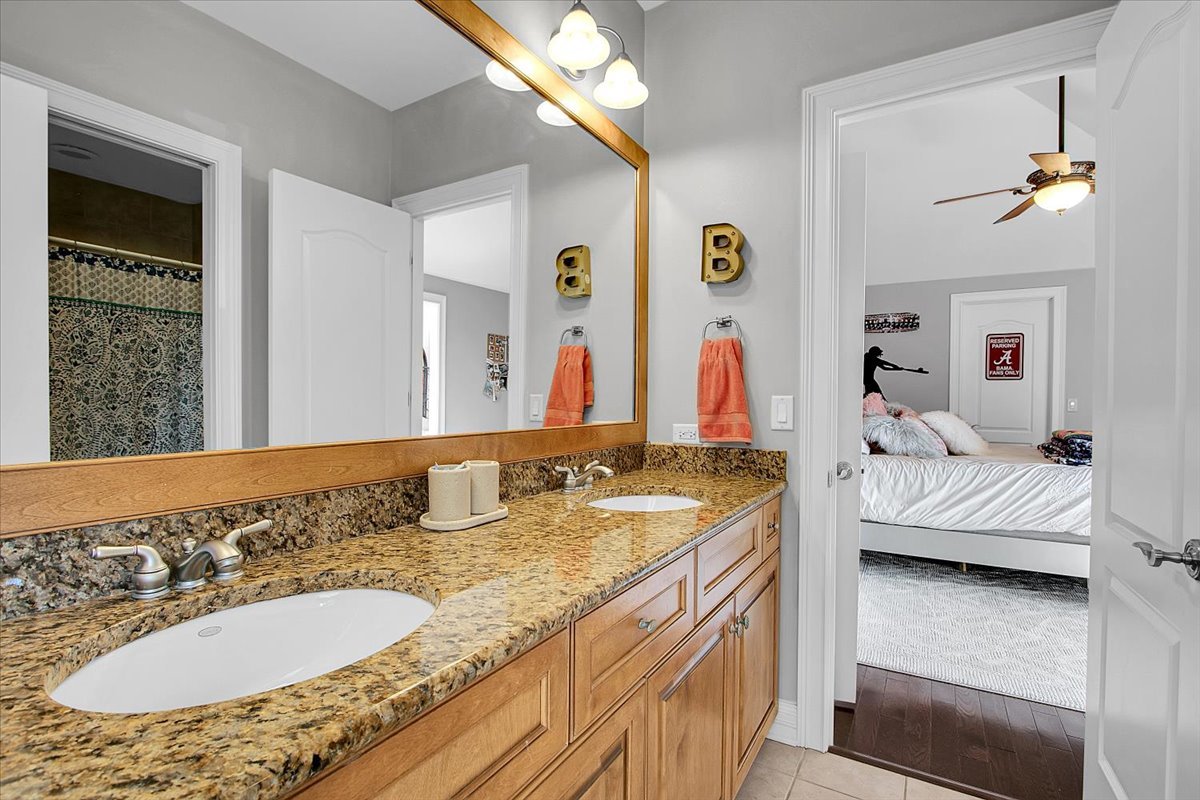 552 Ahlstrand Road Glen Ellyn, IL 60137 - Photo 26 of 51 Gallery Image 26