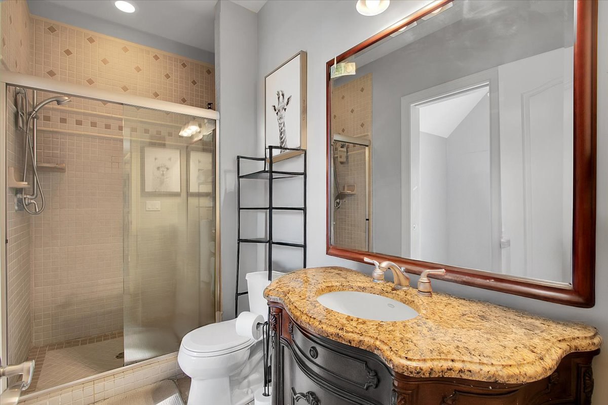 552 Ahlstrand Road Glen Ellyn, IL 60137 - Photo 31 of 51 Gallery Image 31