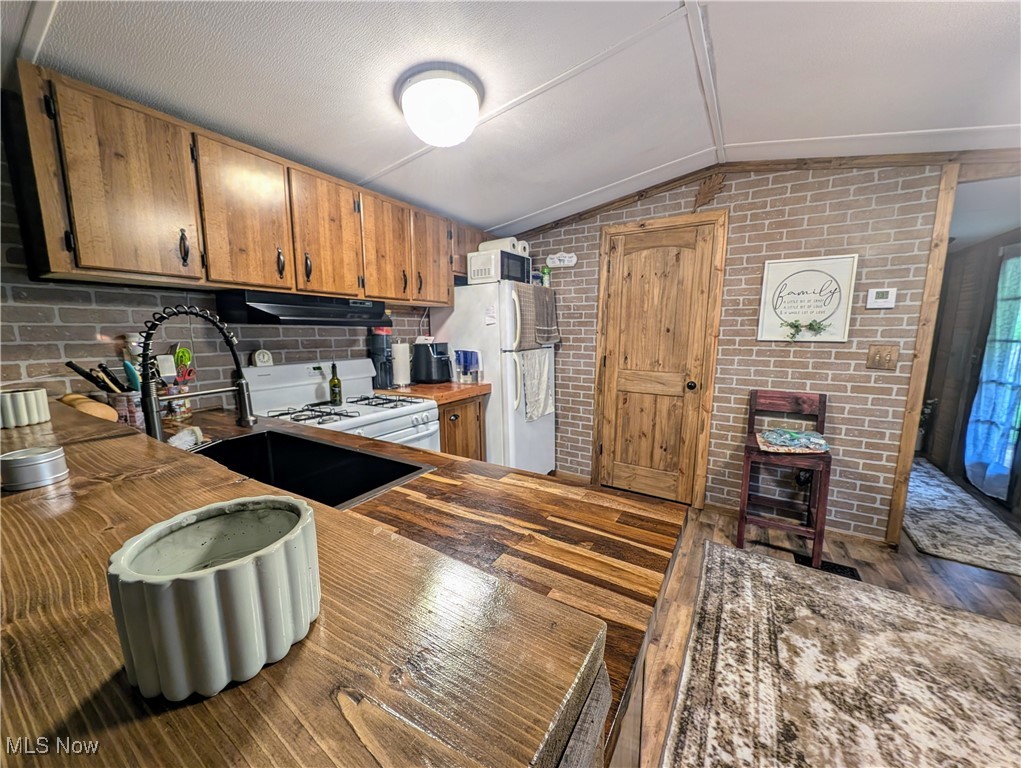 693 Nebo Walker Road Nebo, WV 25141 - Photo 17 of 32