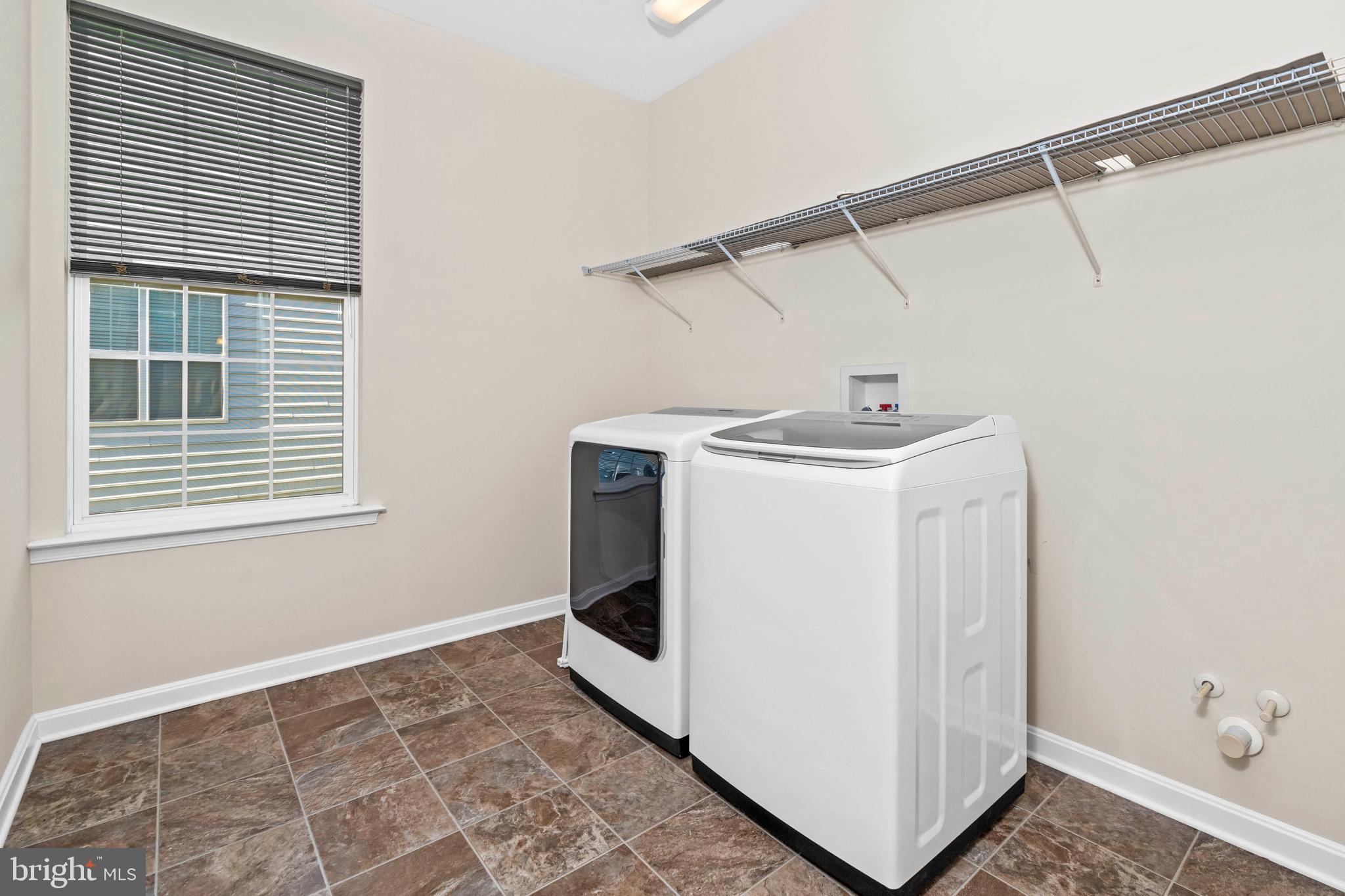 954 River Birch Circle Middletown, DE 19709 - Photo 41 of 58 Huge laundry room