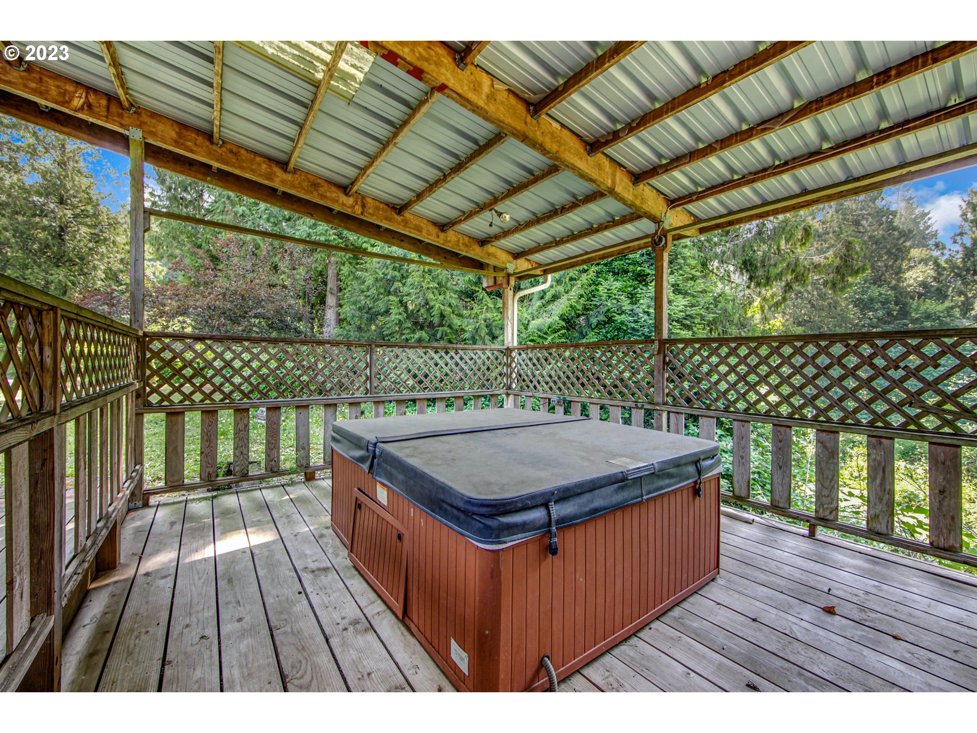 18820 South Ridge Road Oregon City, OR 97045 - Photo 21 of 27 a view of outdoor space with wooden floor