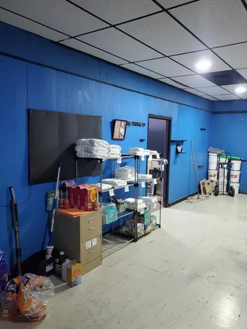 $169,000 | 200 East Broadway Street, Collinwood, TN 38450