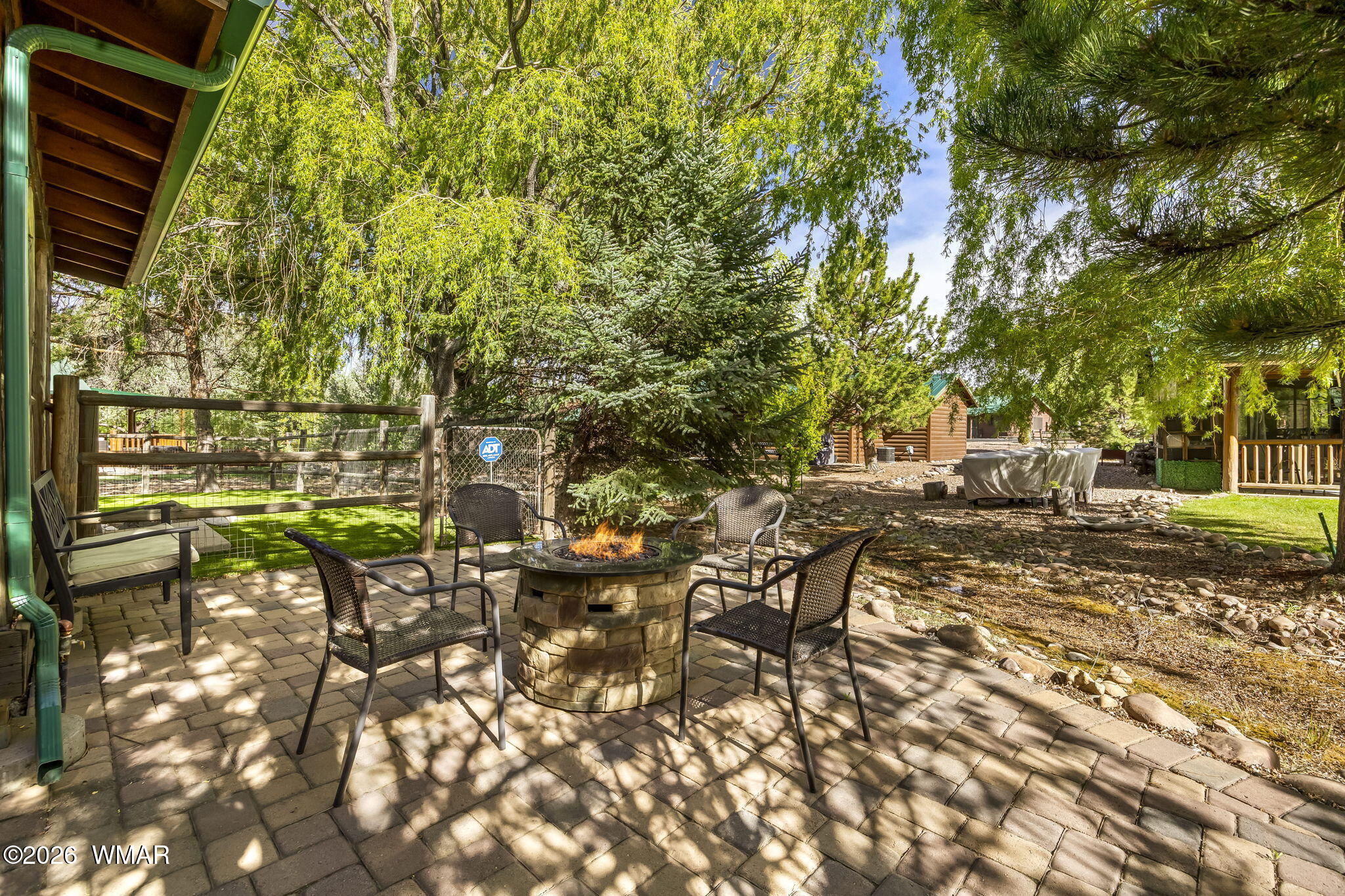 2337 Buffalo Loop Overgaard, AZ 85933 - Photo 29 of 43 a view of yard with patio