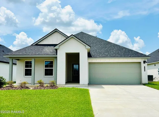 $275,500 | 123 Eden Ridge Street, Duson, LA 70529