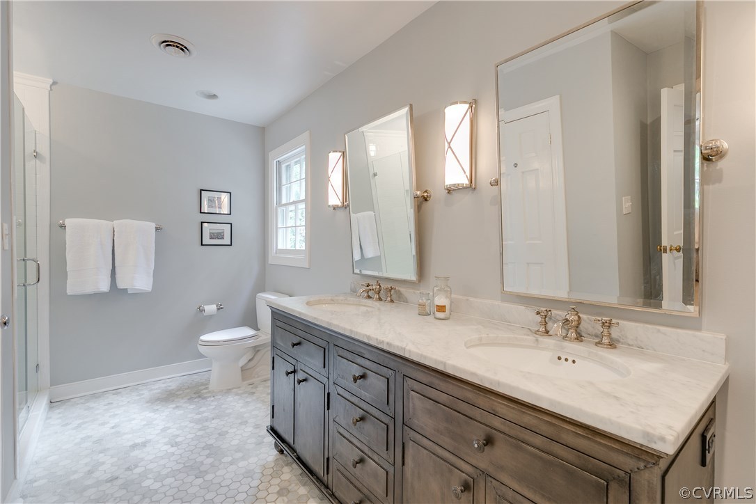 9800 Kingsbridge Road Henrico, VA 23238 - Photo 29 of 50 Master Bath #1