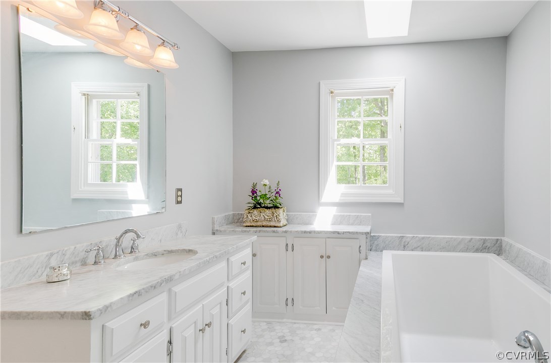 9800 Kingsbridge Road Henrico, VA 23238 - Photo 35 of 50 Master Bathroom #2