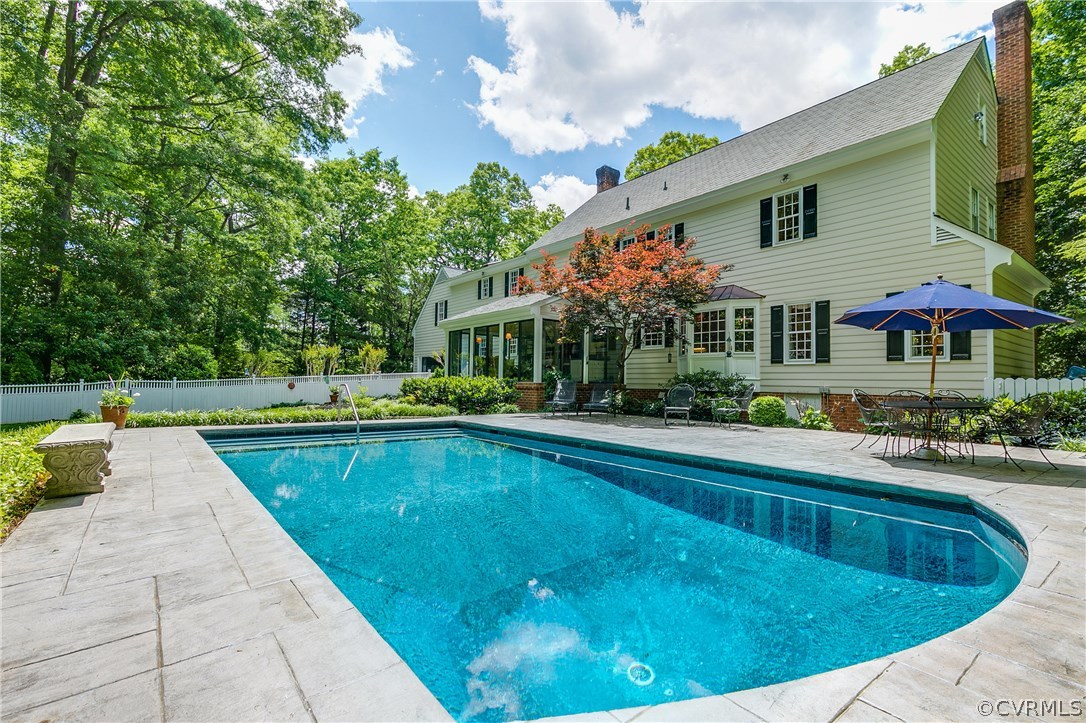 9800 Kingsbridge Road Henrico, VA 23238 - Photo 49 of 50 Gunite pool