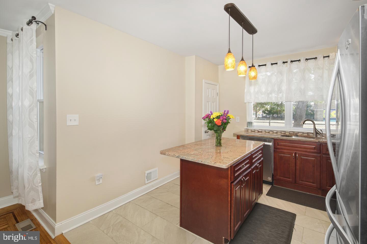 7387 Rugby Street Philadelphia, PA 19138 - Photo 14 of 32 Gallery Image 14