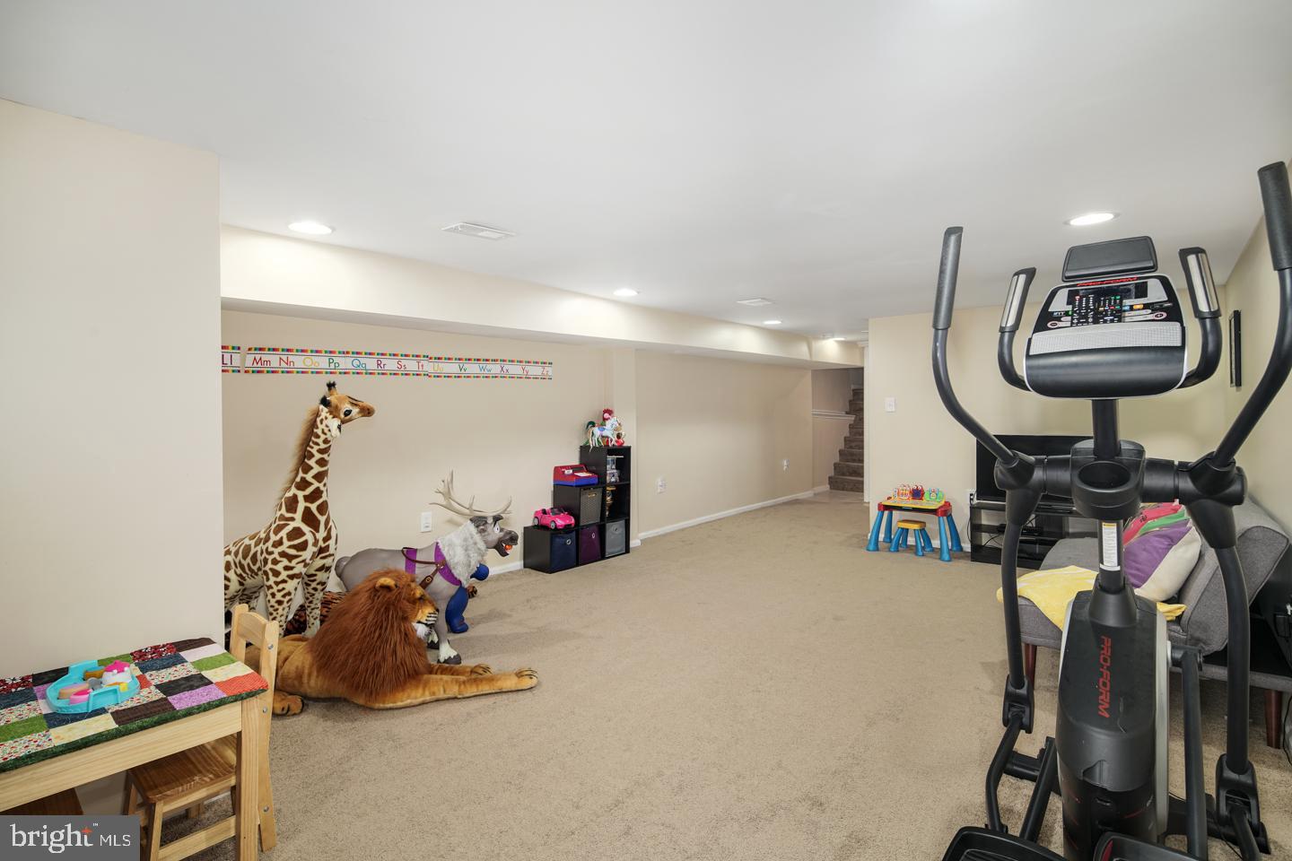 7387 Rugby Street Philadelphia, PA 19138 - Photo 24 of 32 Gallery Image 24