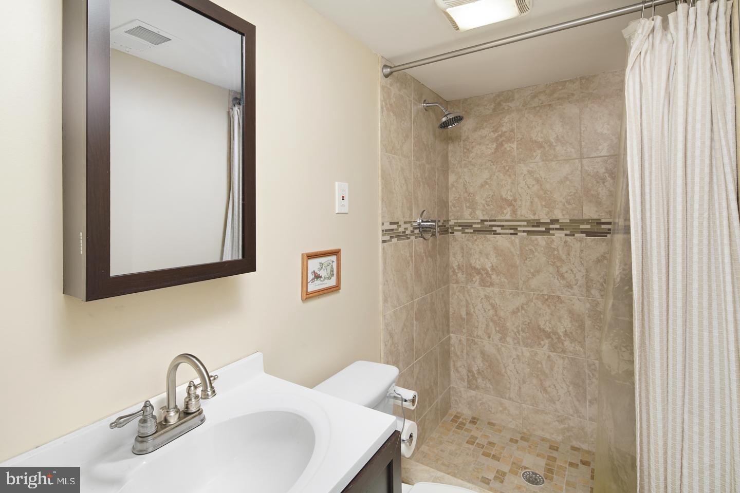 7387 Rugby Street Philadelphia, PA 19138 - Photo 25 of 32 Gallery Image 25