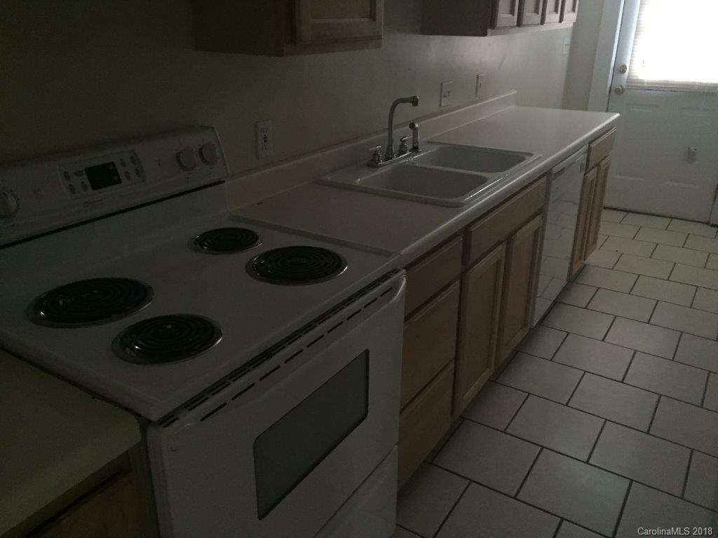 720 Grandin Road, Unit 1 Charlotte, NC 28208 - Photo 7 of 11