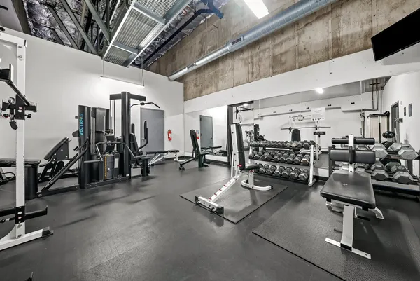 $2,500 | 1212 North Lasalle Boulevard, Unit 1709, Chicago, IL 60610