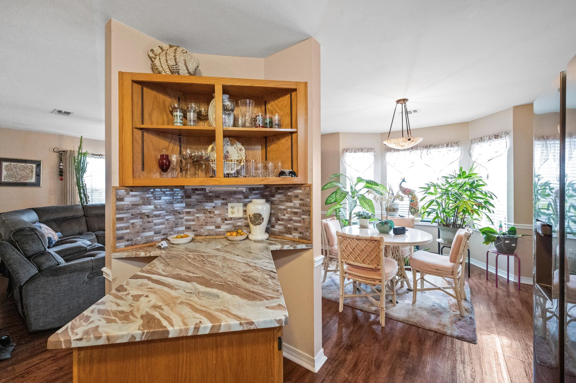 1192 Ridgewood Drive Lillian, AL 36549 - Photo 6 of 36 Kitchen