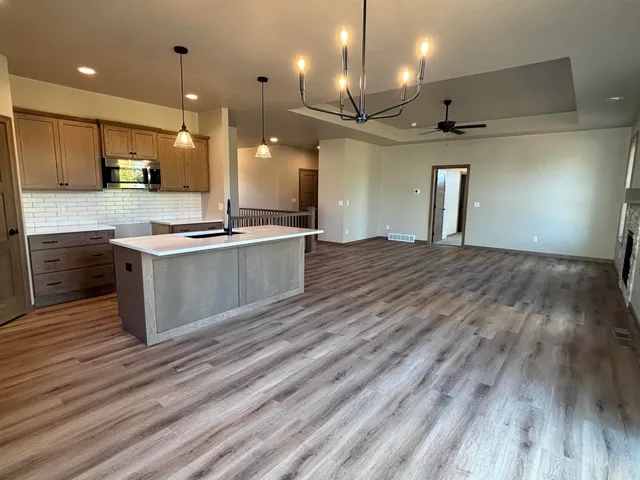 $474,900 | N1845 Schroeder Farm Drive, Greenville, WI 54942