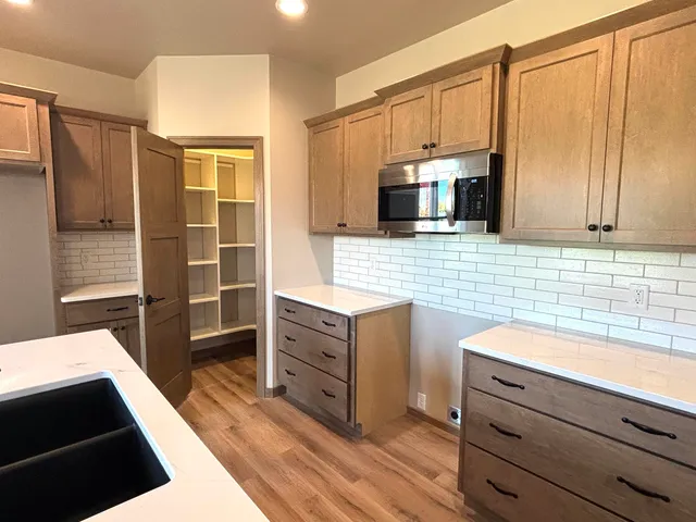 $474,900 | N1845 Schroeder Farm Drive, Greenville, WI 54942