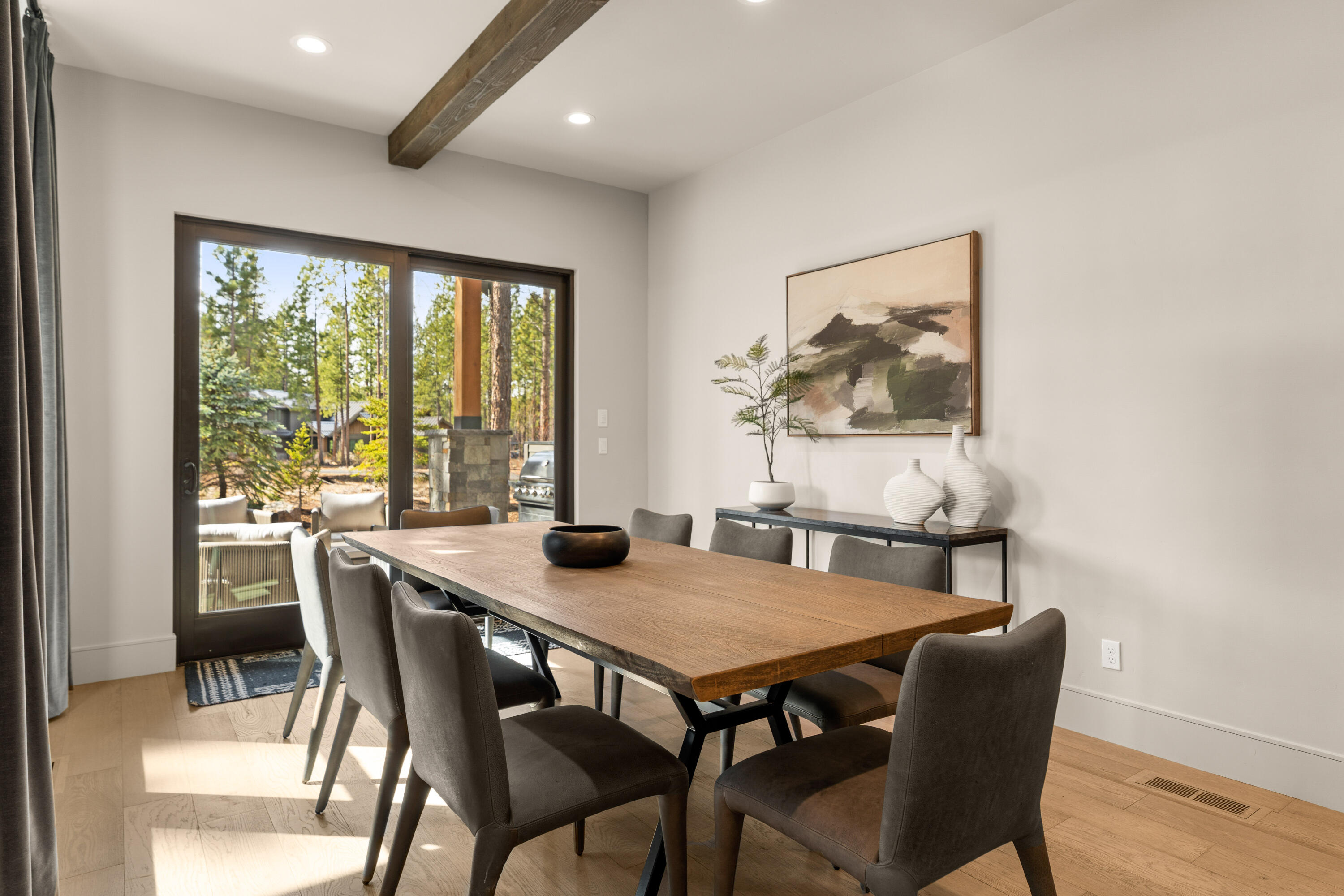 56350 Mirror Rock Loop, Unit 360 Bend, OR 97707 - Photo 44 of 86 39-Dining Room