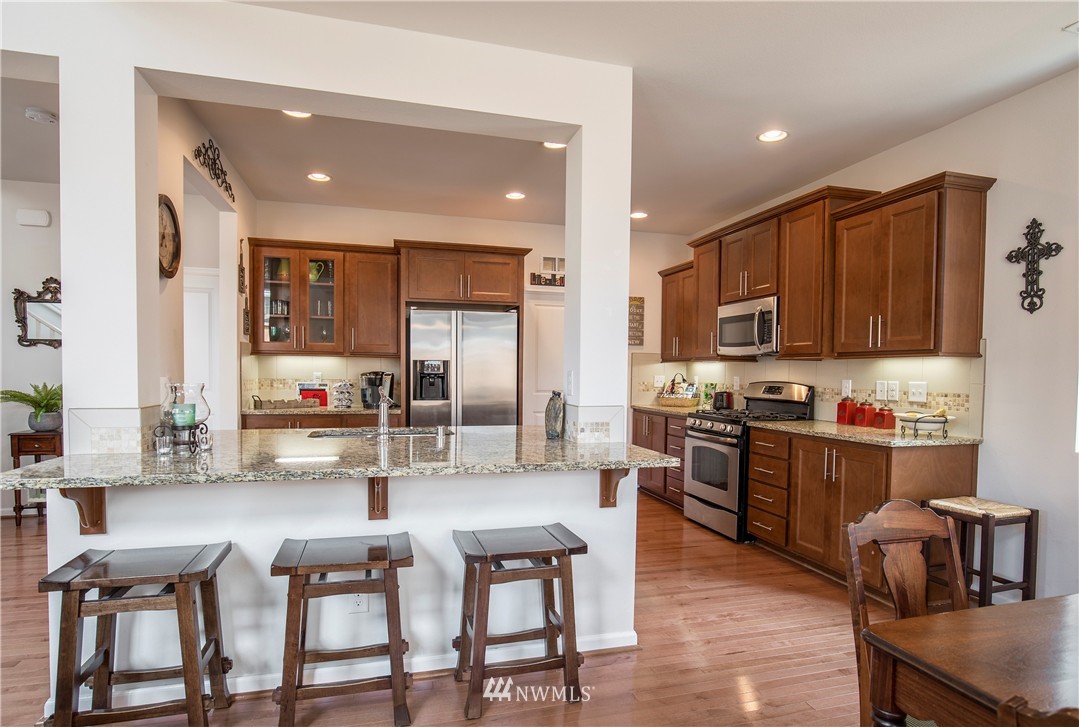 3929 177th Street Southeast Bothell, WA 98012 - Photo 11 of 24