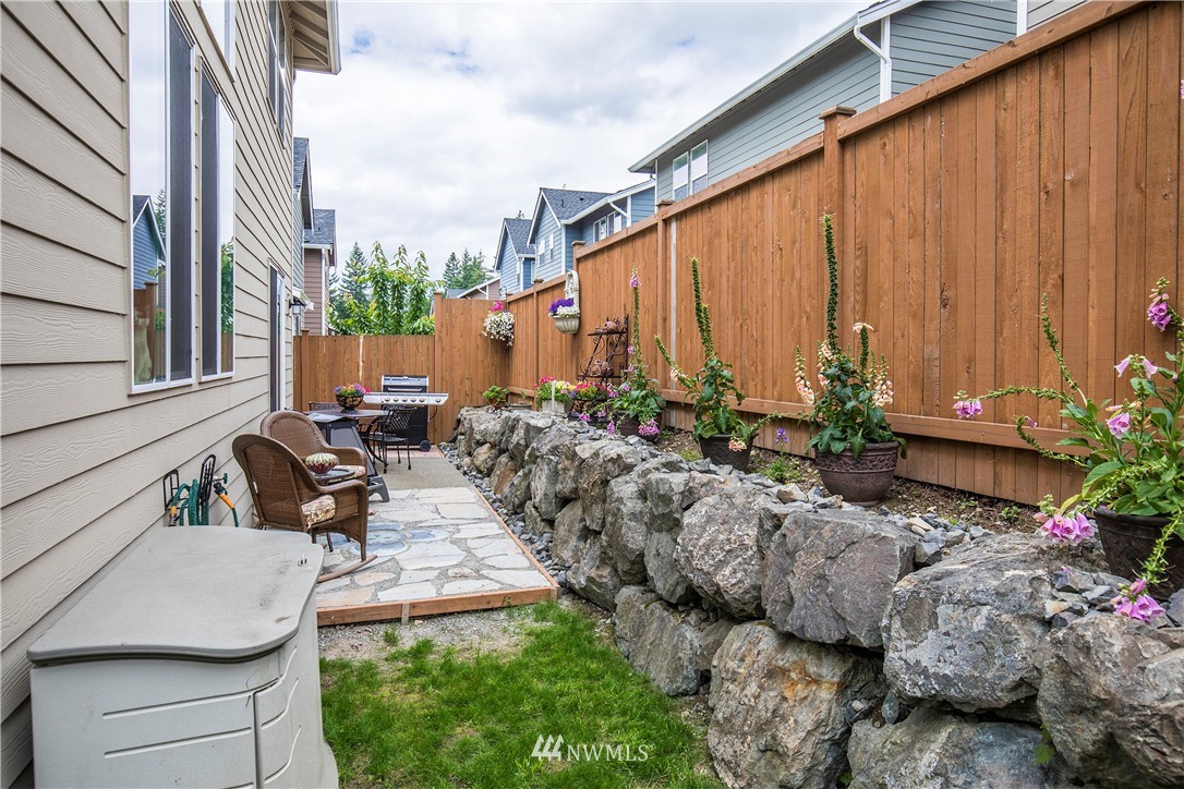 3929 177th Street Southeast Bothell, WA 98012 - Photo 3 of 24