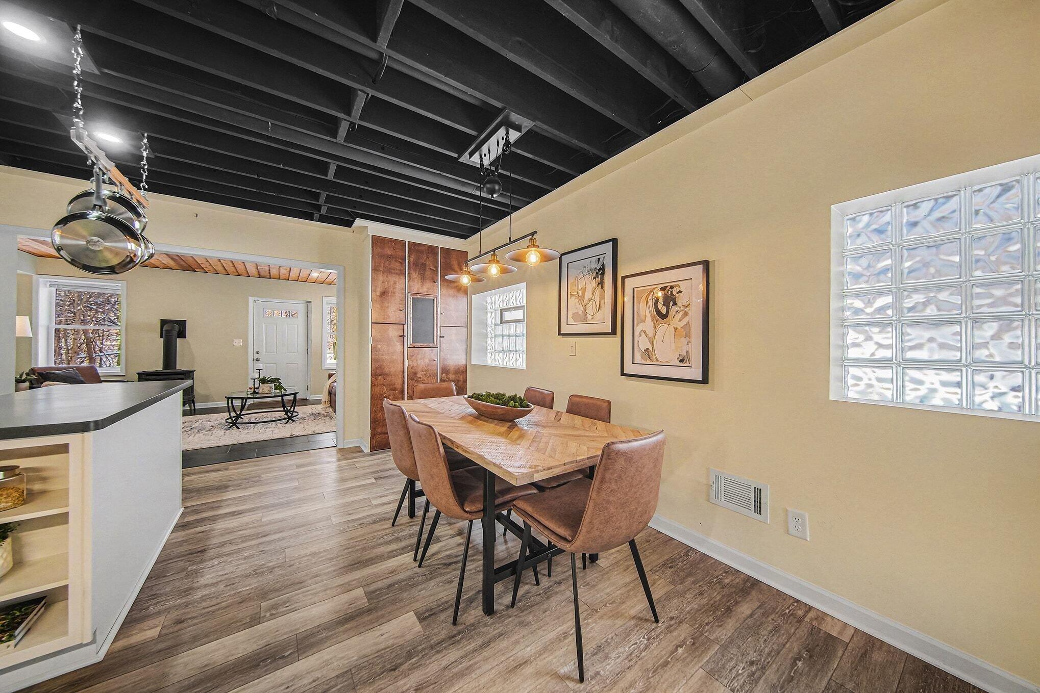 5990 Plymouth Road Ann Arbor, MI 48105 - Photo 13 of 28 004_file_8615