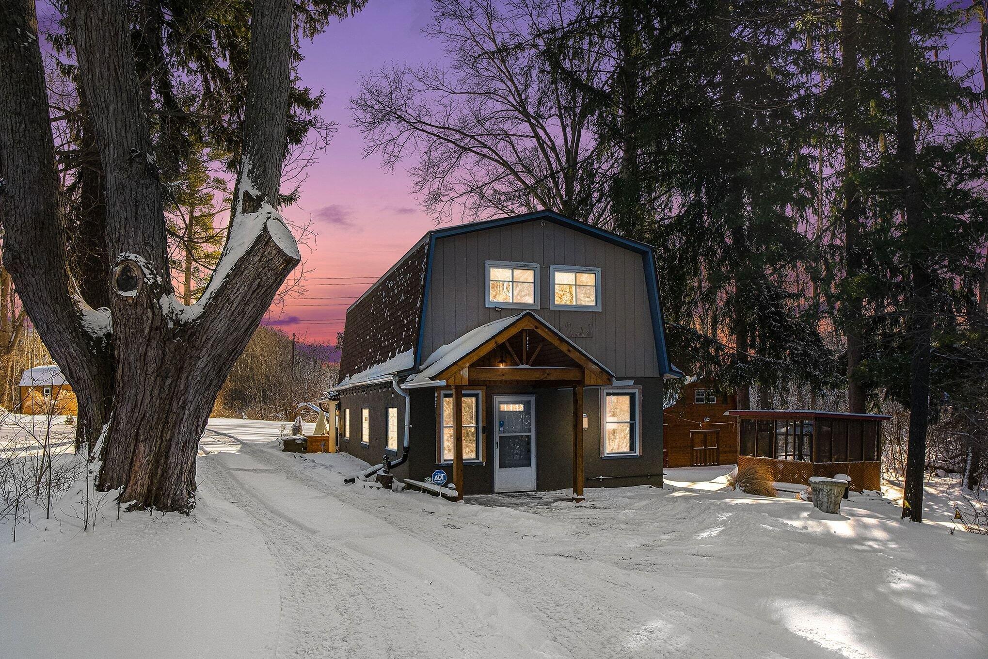 5990 Plymouth Road Ann Arbor, MI 48105 - Photo 5 of 28 002_file_3432