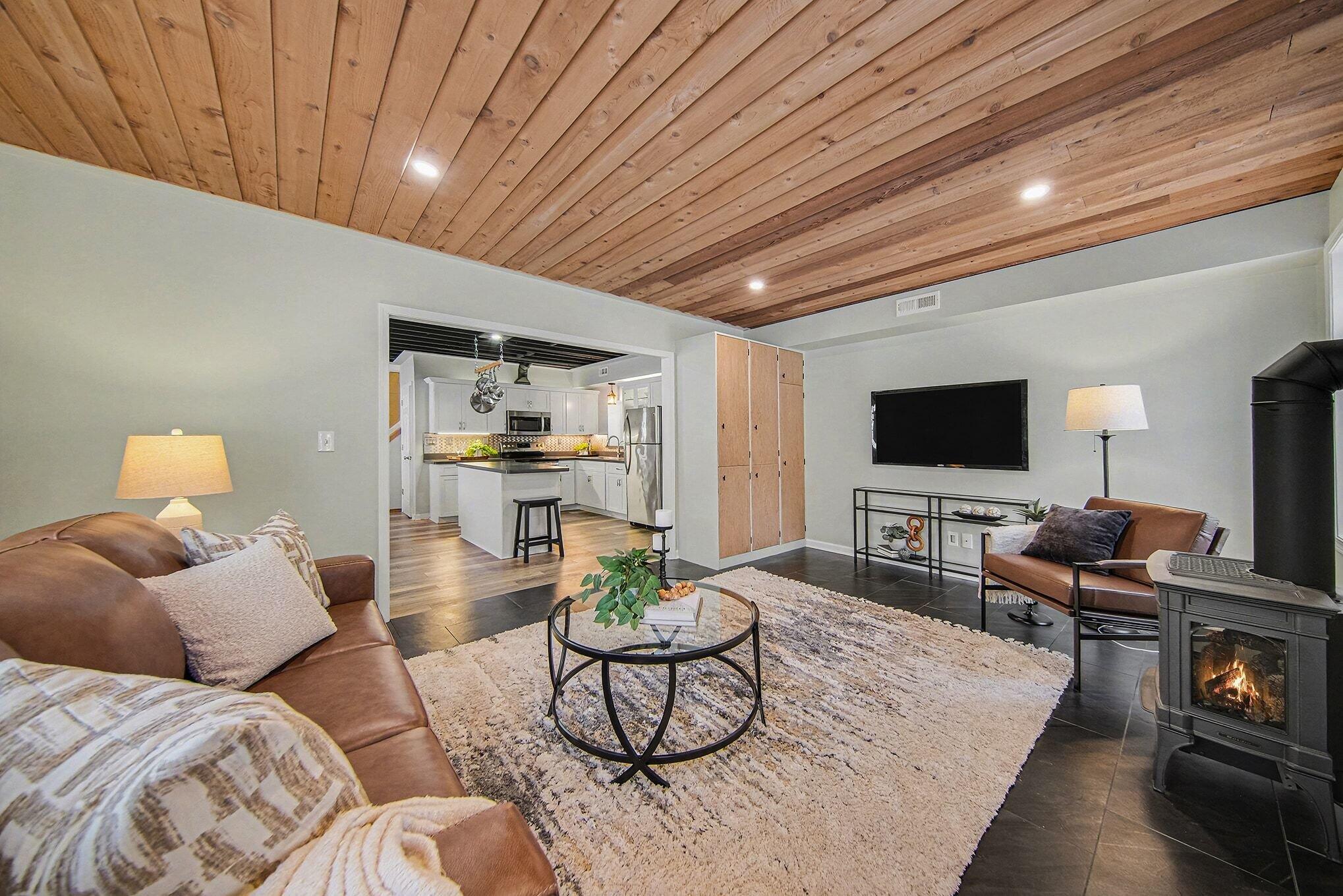 5990 Plymouth Road Ann Arbor, MI 48105 - Photo 7 of 28 012_file_1218