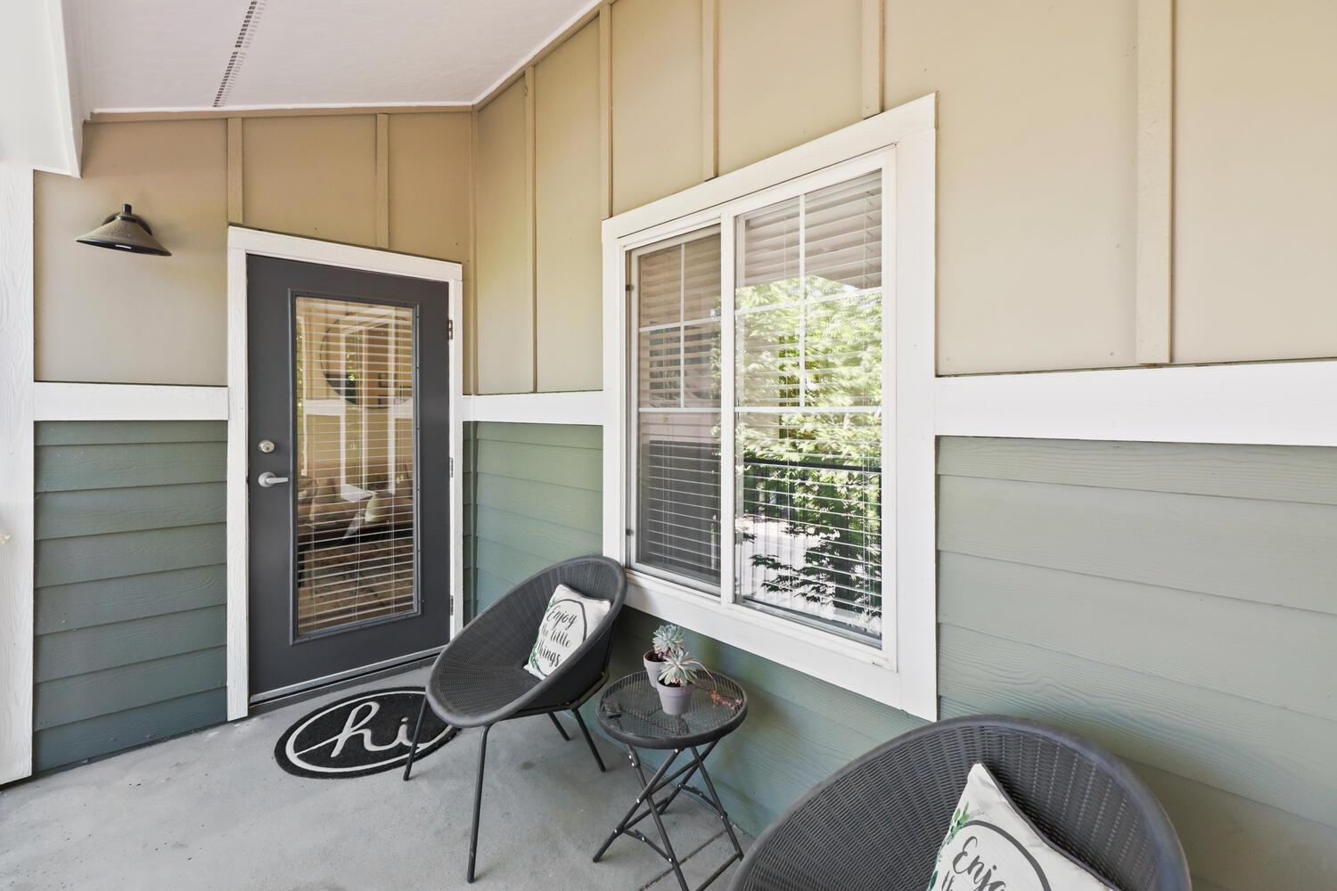 1818 Moore Boulevard, Unit 201 Davis, CA 95618 - Photo 22 of 40 a view of a livingroom with furniture and a window