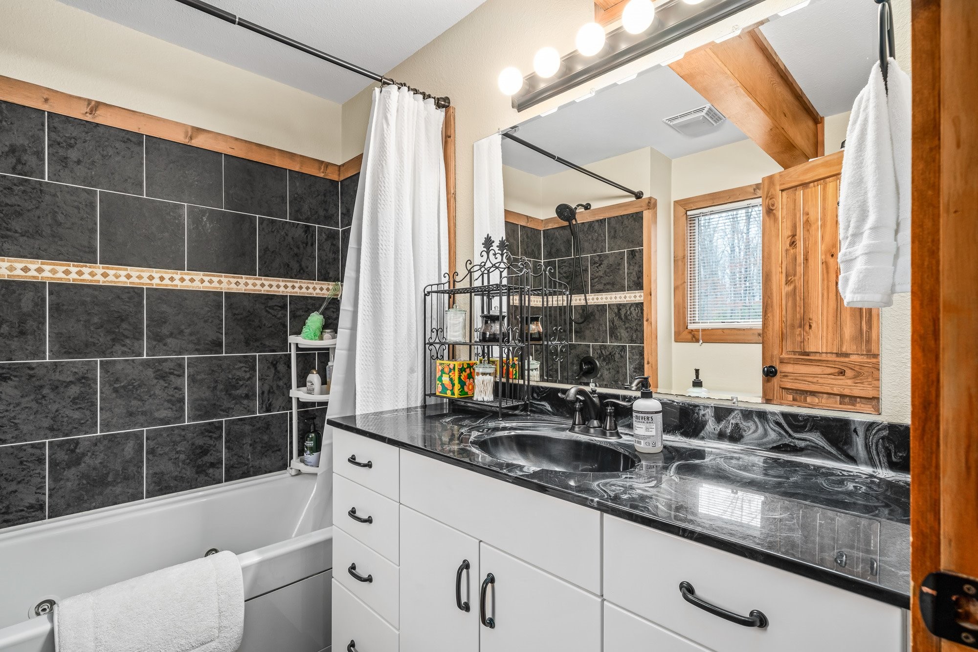 311 Cade Road Monterey, TN 38574 - Photo 11 of 33 Gallery Image 11