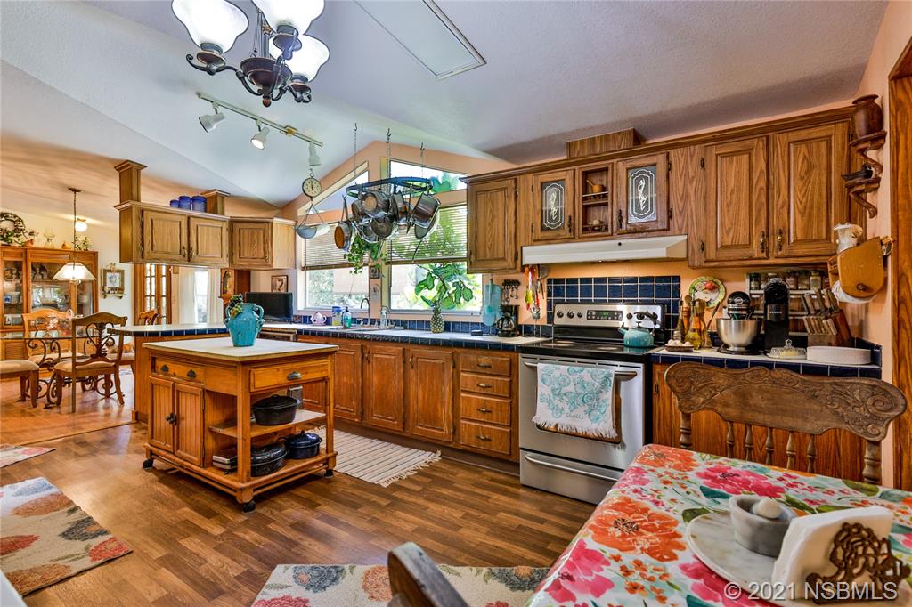 4460 Beacon Light Road Edgewater, FL 32141 - Photo 18 of 49 Gallery Image 18