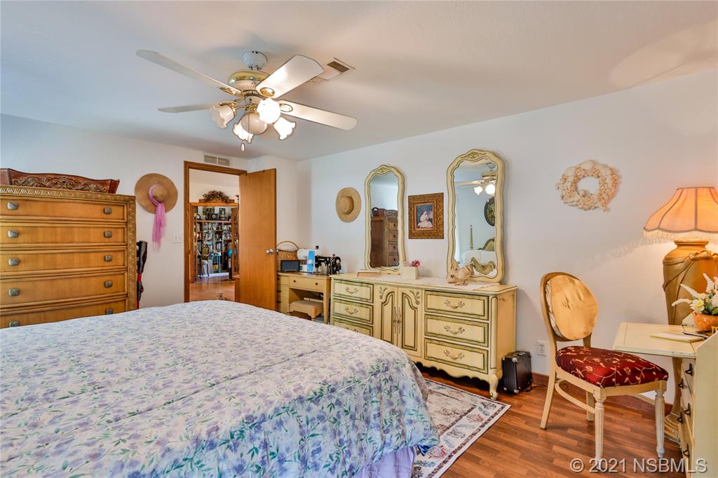 4460 Beacon Light Road Edgewater, FL 32141 - Photo 22 of 49 Gallery Image 22