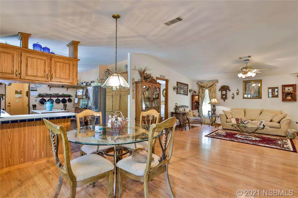 4460 Beacon Light Road Edgewater, FL 32141 - Photo 10 of 49 Gallery Image 10