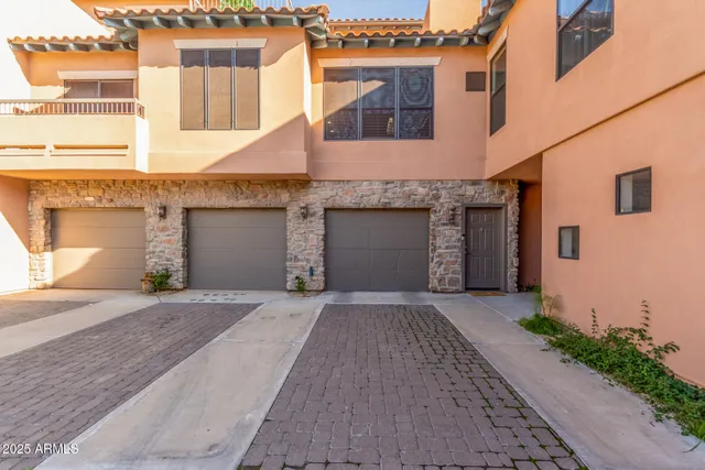 $455,000 | 20660 North 40th Street, Unit 2182, Phoenix, AZ 85050