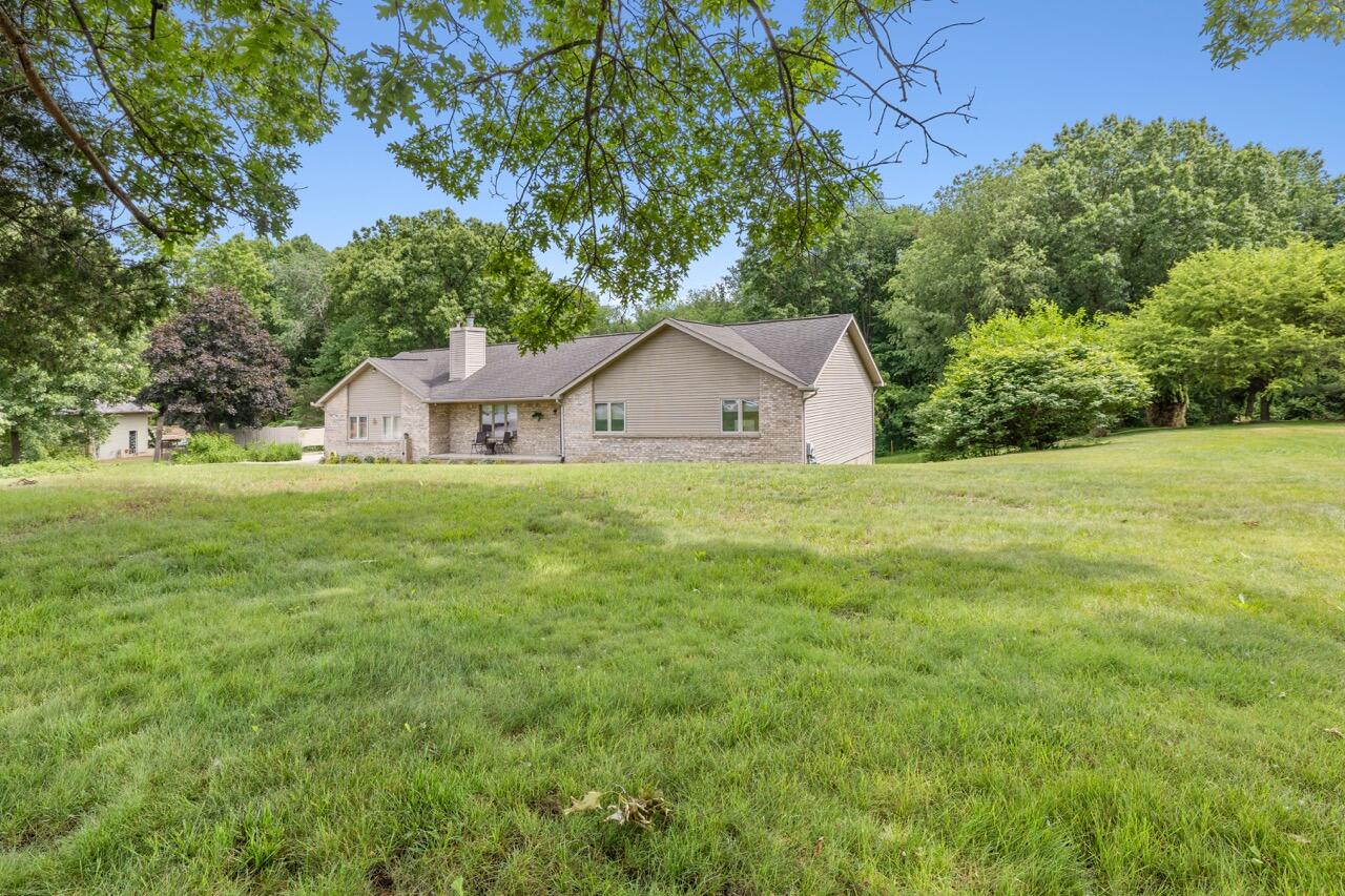 10862 Silver Lake Road South Lyon, MI 48178 - Photo 3 of 52 10682 Silver Lake-6 Large