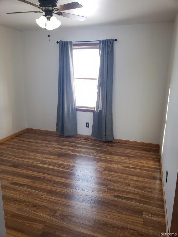 2083 East Hunters Creek Road Metamora, MI 48455 - Photo 14 of 29 Bedroom 2