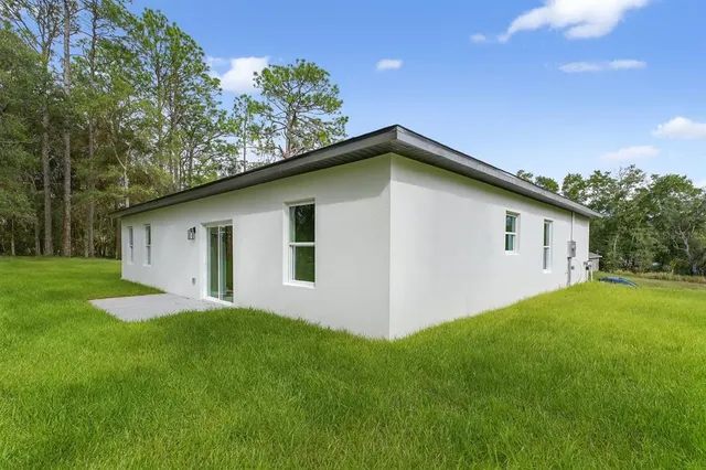 $2,100 | 9066 North Akola Way, Citrus Springs, FL 34434