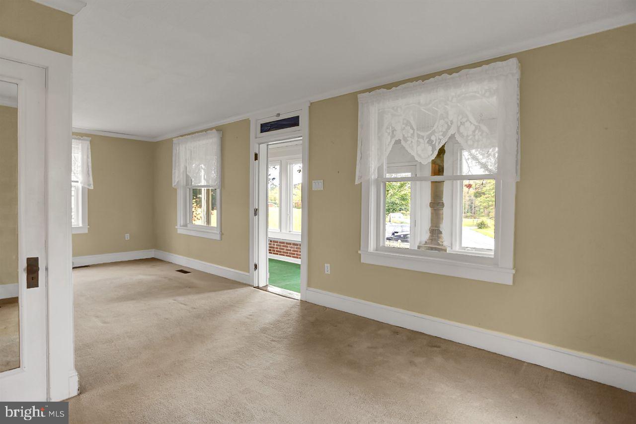 115 Goose Lane Reading, PA 19608 - Photo 14 of 32 Gallery Image 14